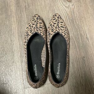 Breifola Cheetah Print Flats